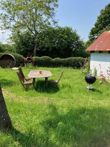 Les Sources Camping Club Les Cresnays Extérieur photo